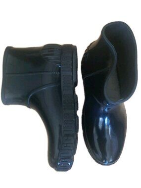 UGG Boots Drizlita Womens Size 6 Ankle Rain Lug Black Waterproof Logo